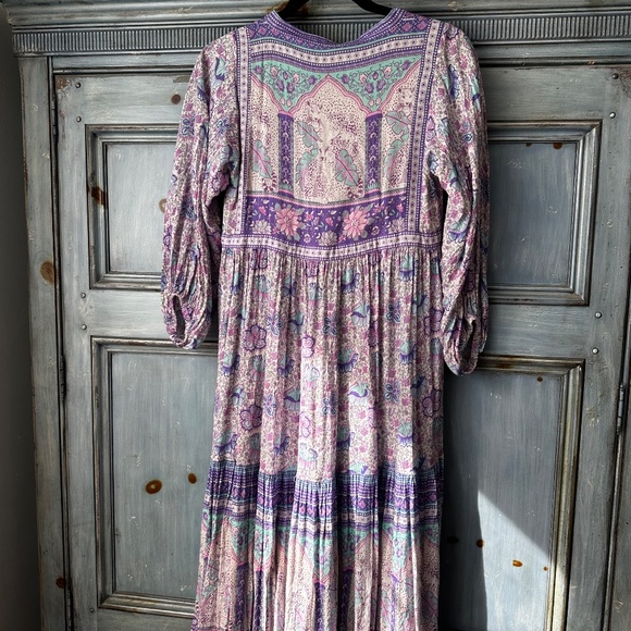 Spell & Gypsy Poinciana Lilac Mid Dress Size XS - Picture 10 of 13